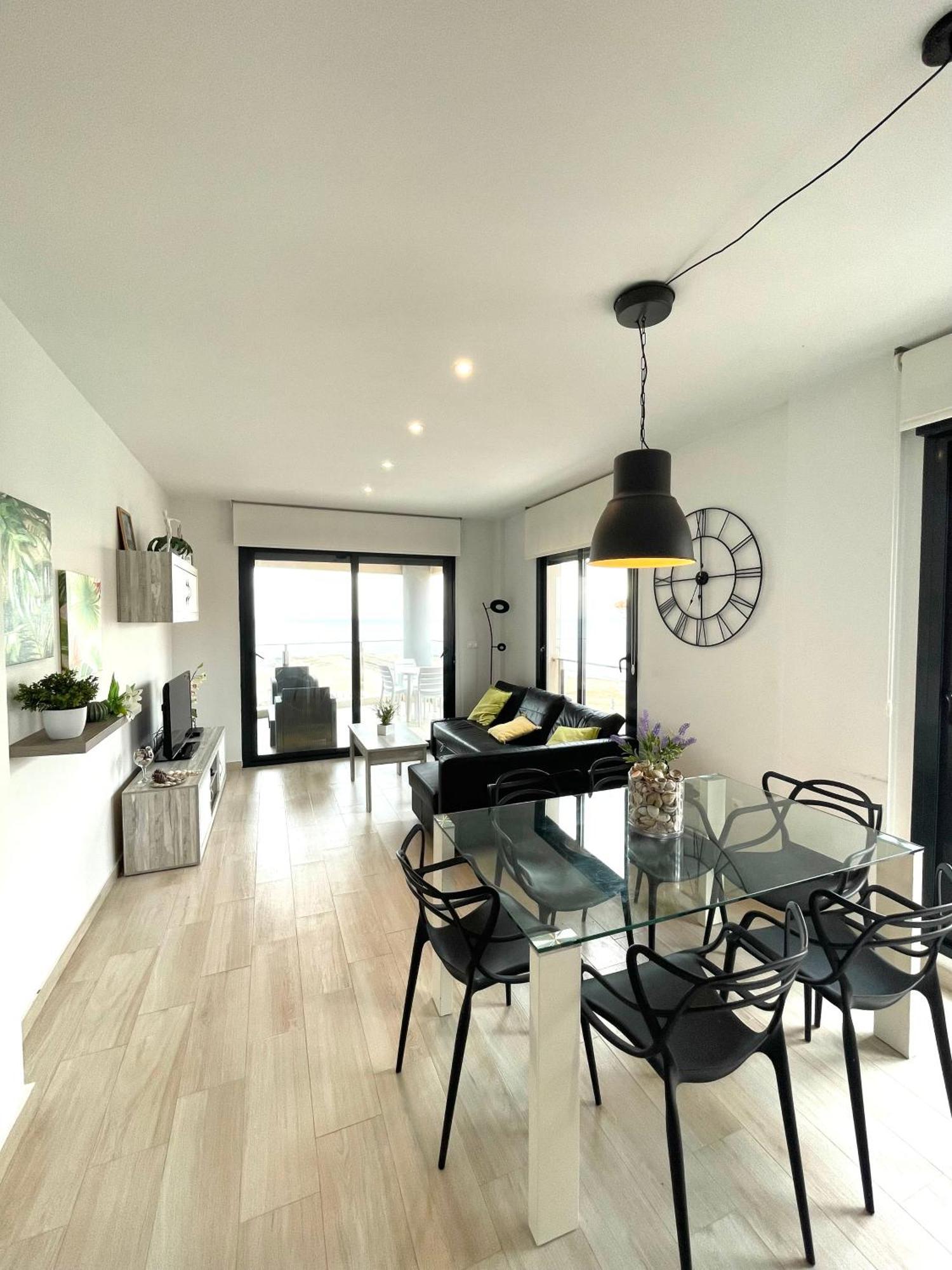 Luxury And Modern Beach Apartment With Sea Views La Mata  Eksteriør bilde