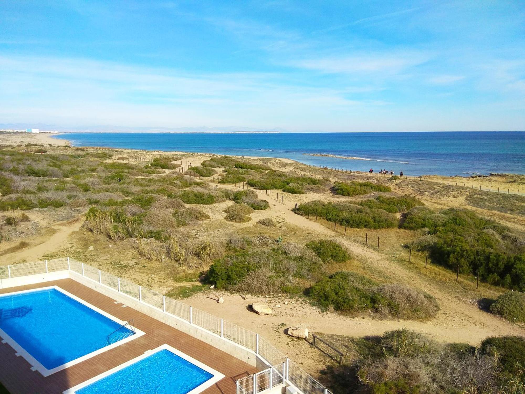 Luxury And Modern Beach Apartment With Sea Views La Mata  Rom bilde